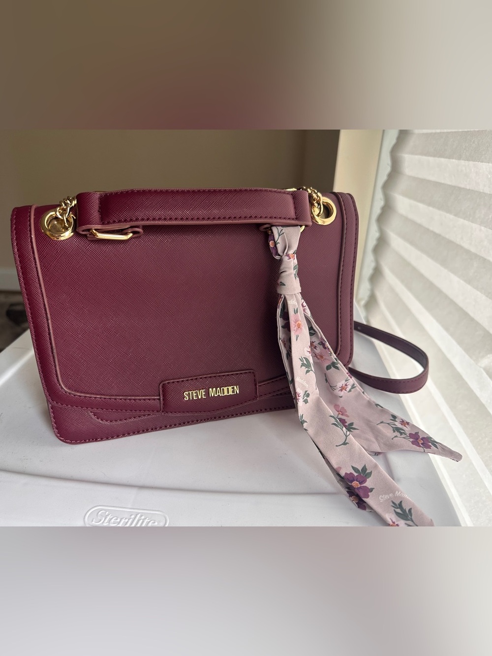 Steve Madden Burgundy Wine Crossbody Bag Gold Chain Floral Scarf